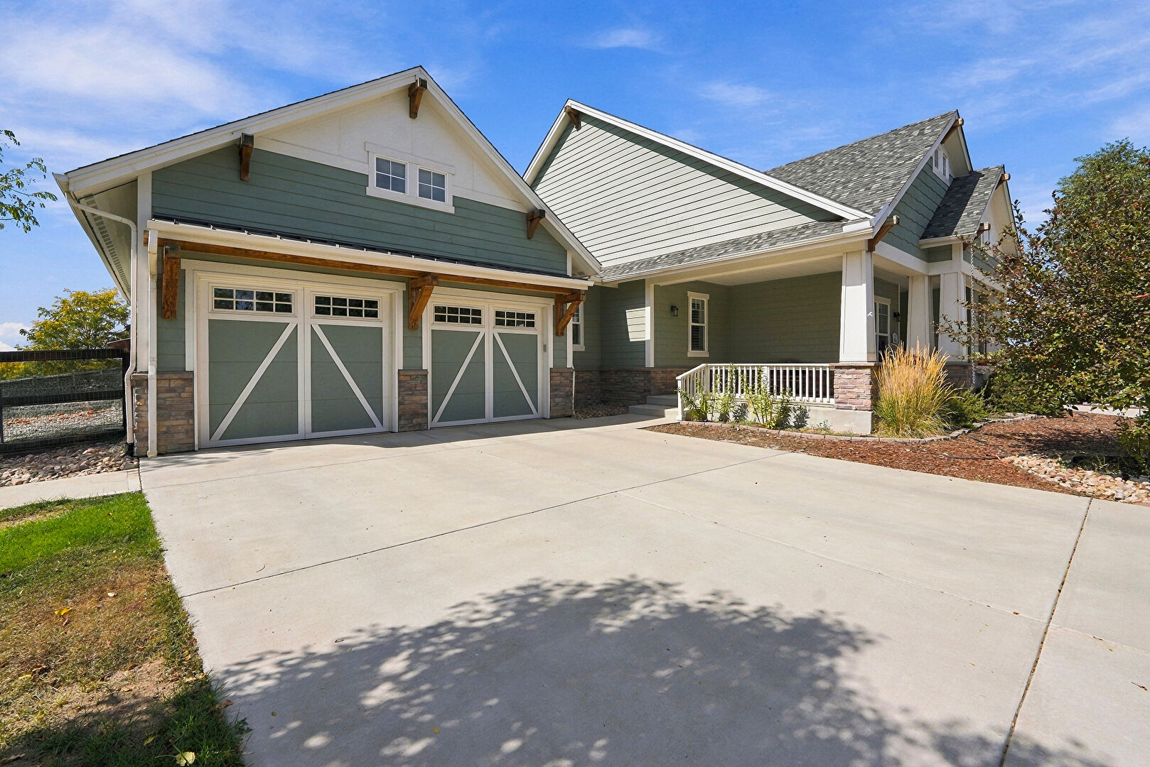 Garage at 4967 Godding Hollow Parkway, Federick, CO 80504, listed by Lorraine Walter, MLS ID: 1069978