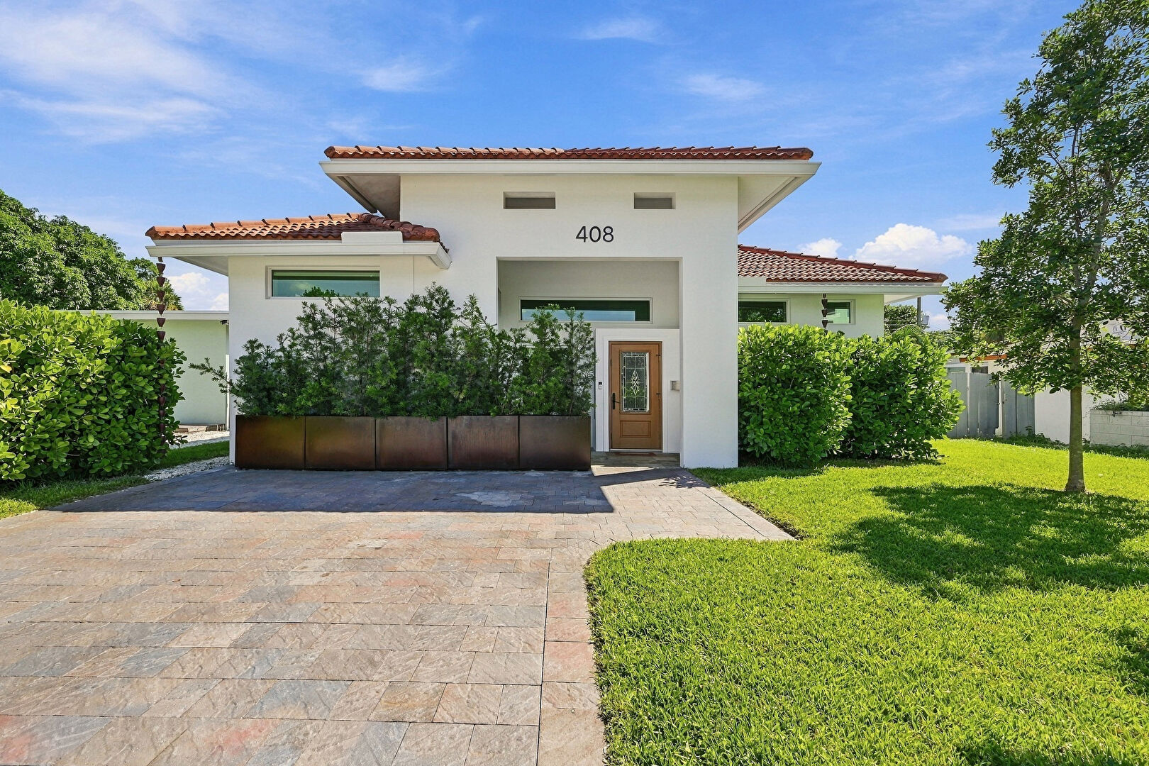 Front Patio at 408 Northeast 23rd Avenue, Pompano Beach, FL 33062, listed by Kim Winters, MLS ID: B26086027