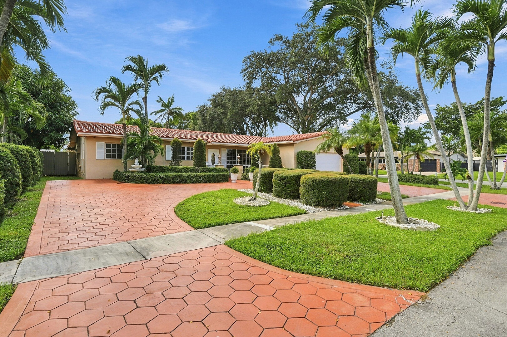 Front at 8670 Northwest 19th Street, Pembroke Pines, FL 33024, listed by Freddie Hassoun