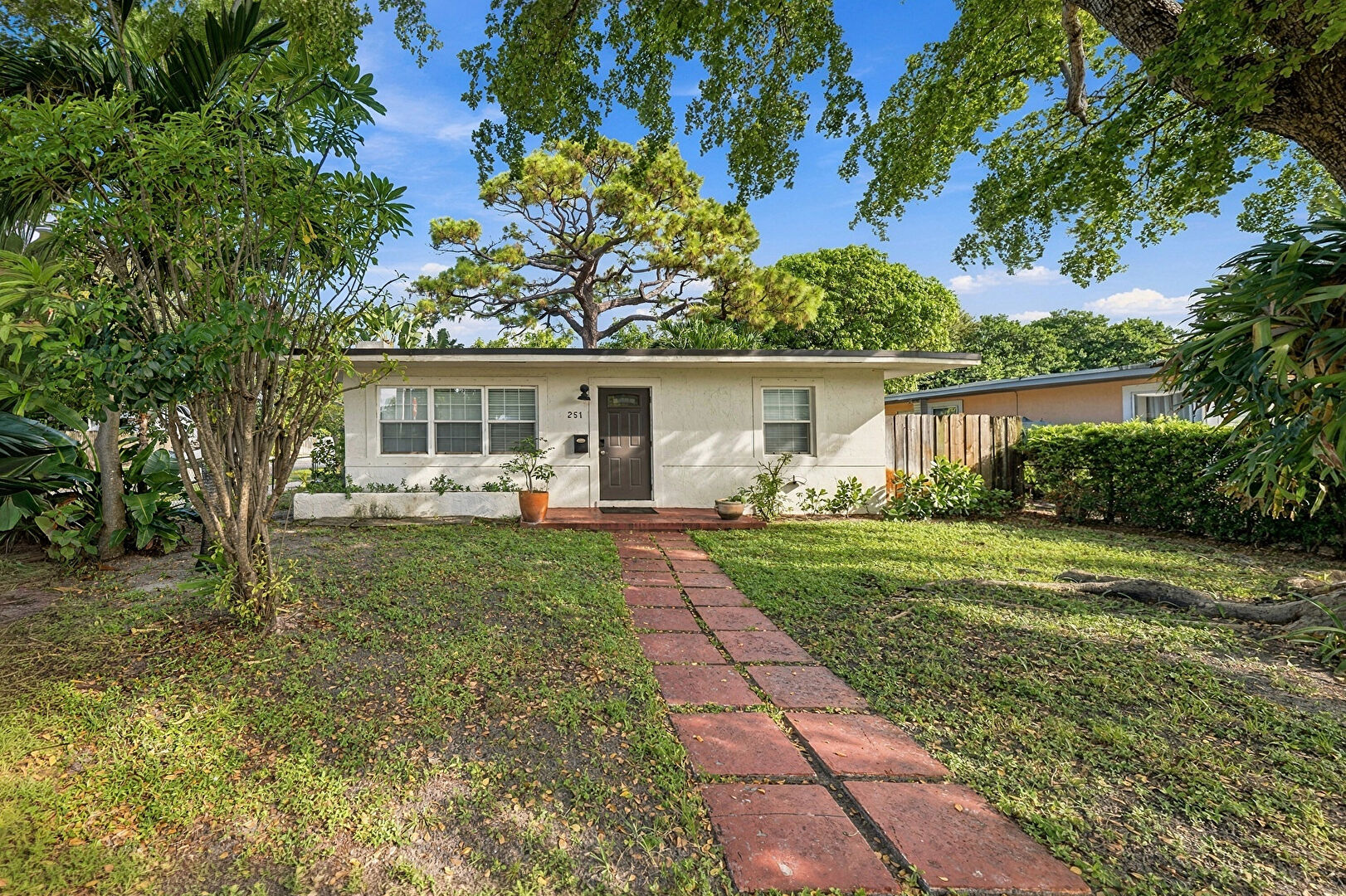 Front at 251 SW 22ND Street, Fort Lauderdale, FL 33315, listed by Melissa Galfond, MLS ID: B26088748