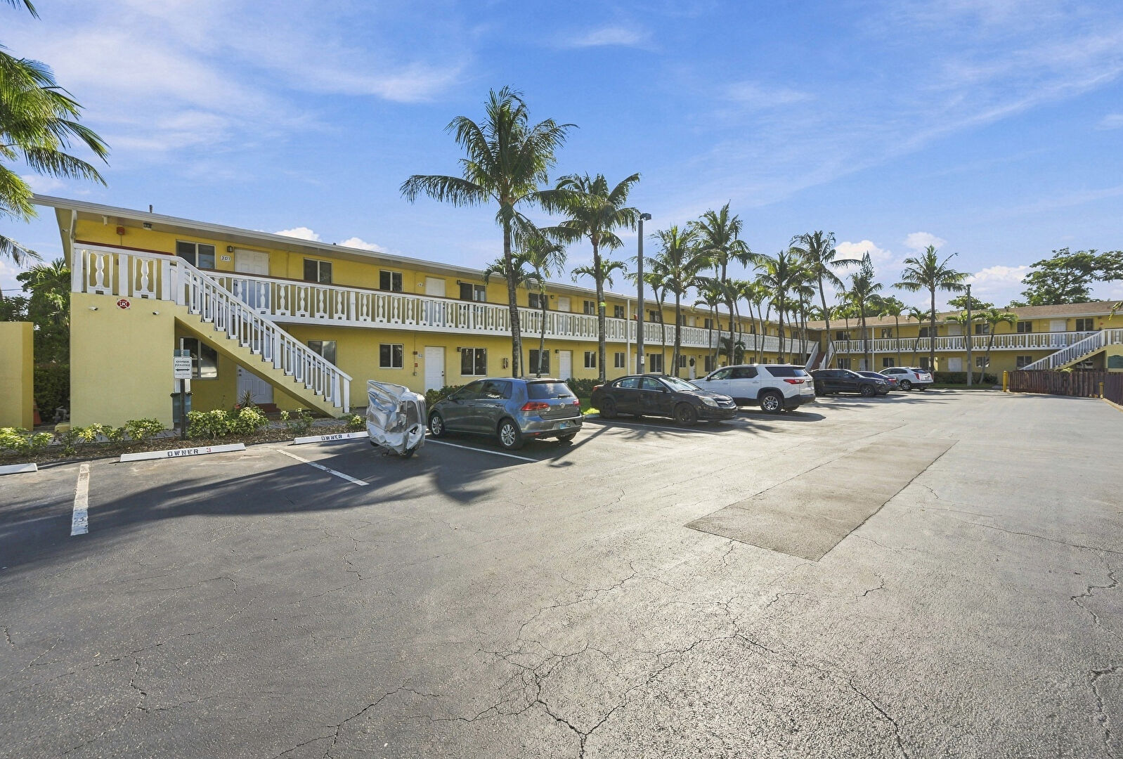 Front at 2665 Northeast 8th Avenue, 210, Wilton Manors, FL 33334, listed by Kenny Silverman