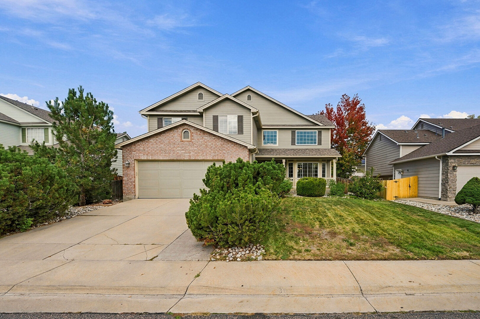 Front at 11059 West Aqueduct Drive, Littleton, CO 80127, listed by Donna Hansen, MLS ID: 4114769