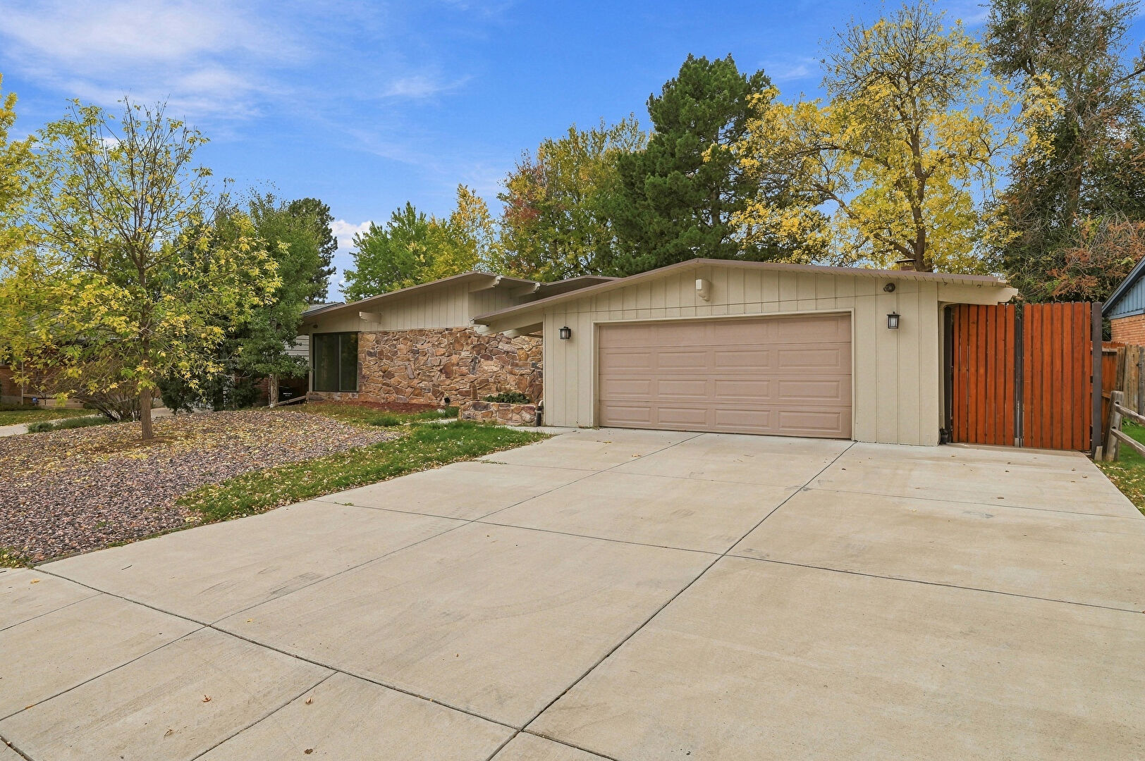 Front at 2030 Devon St, Colorado Springs, CO 80909, listed by Taylor Haas
