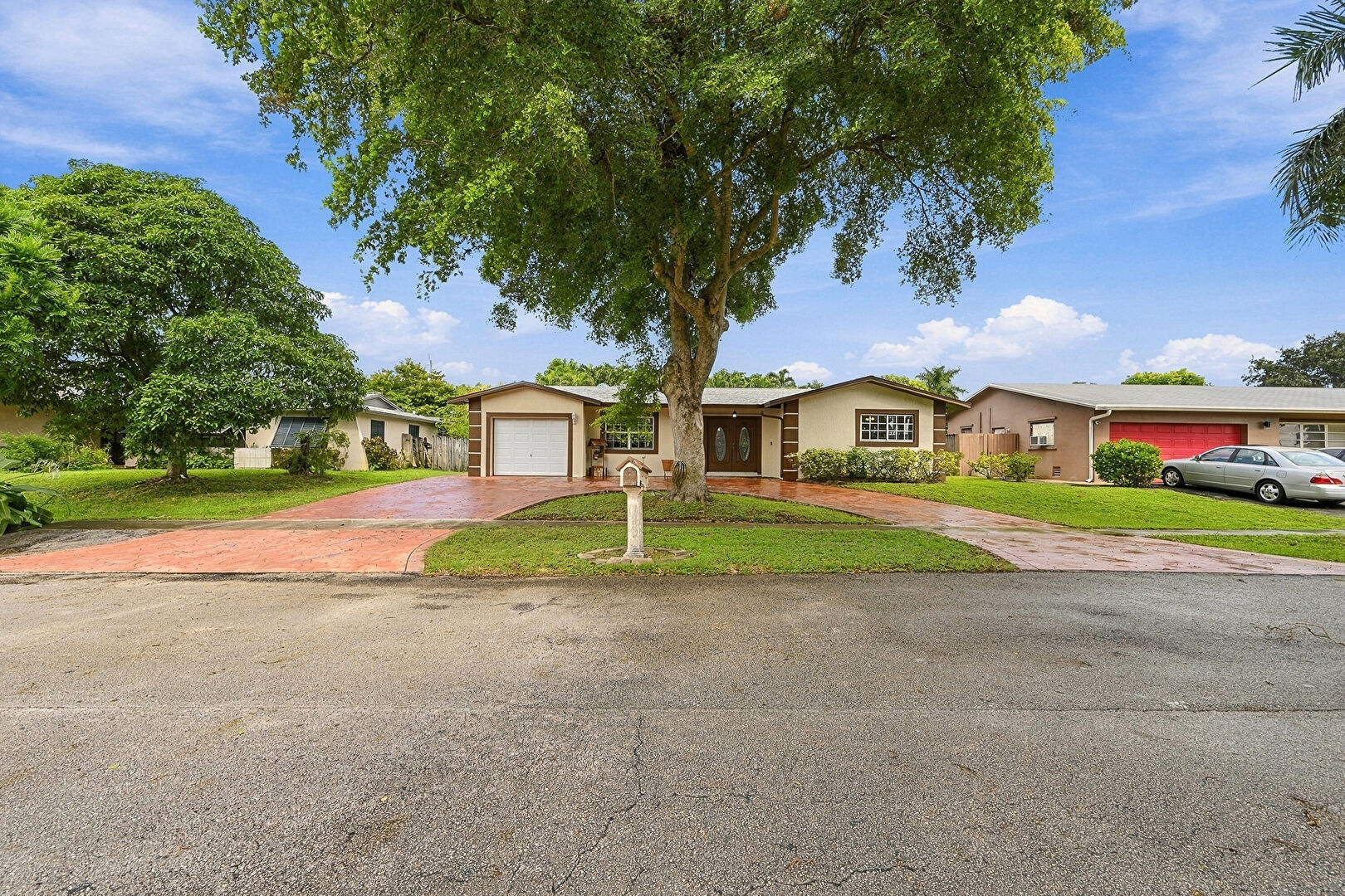 Front at 9531 Northwest 8th Street, Pembroke Pines, FL 33024, listed by Laura Sanders