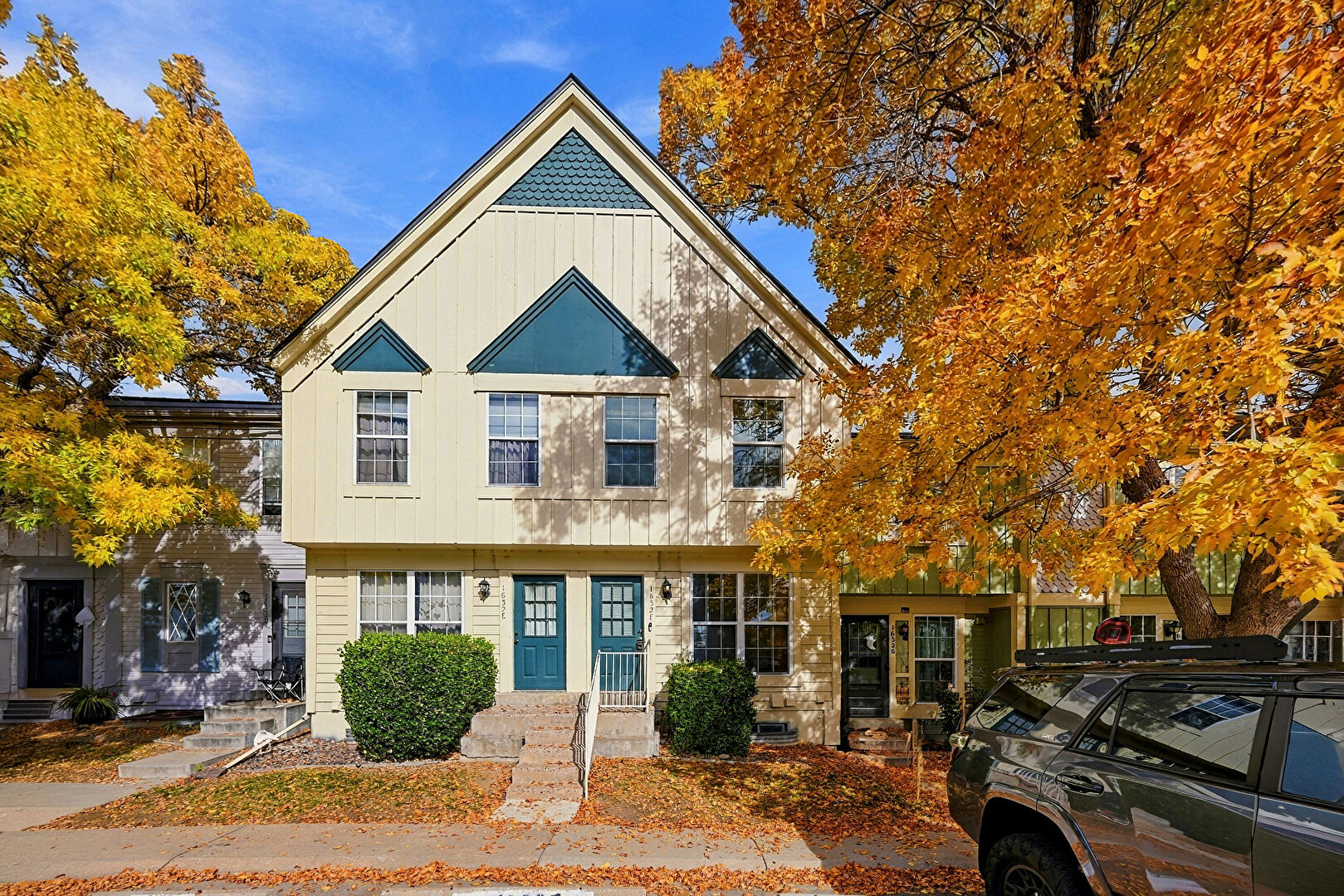 Front at 1632 South Idalia Circle, Unit F, Aurora, CO 80017, listed by Tim Hoyman